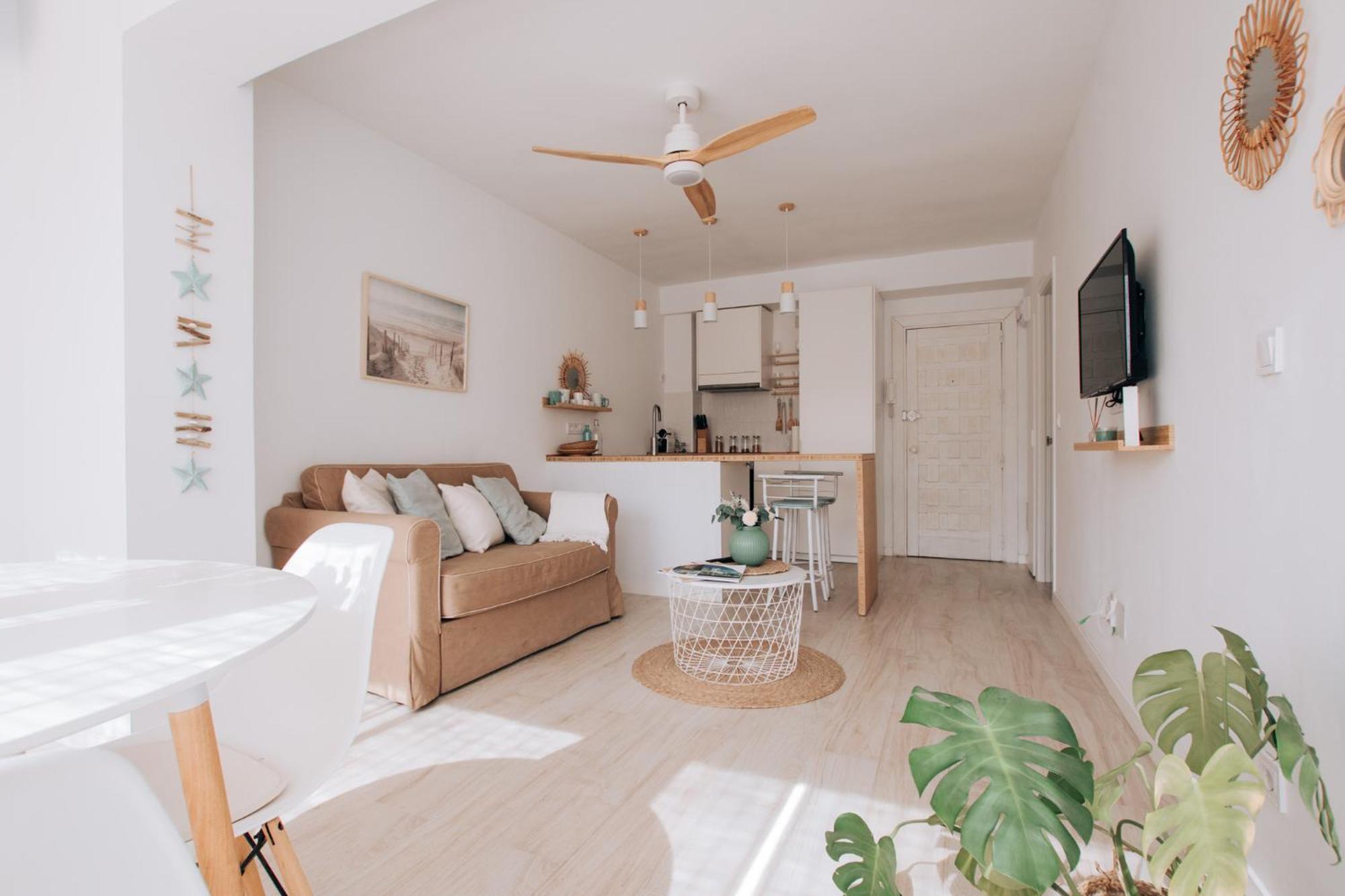 Apartamento A Estrenar: Piso De Diseño Al Lado Del Mar, *