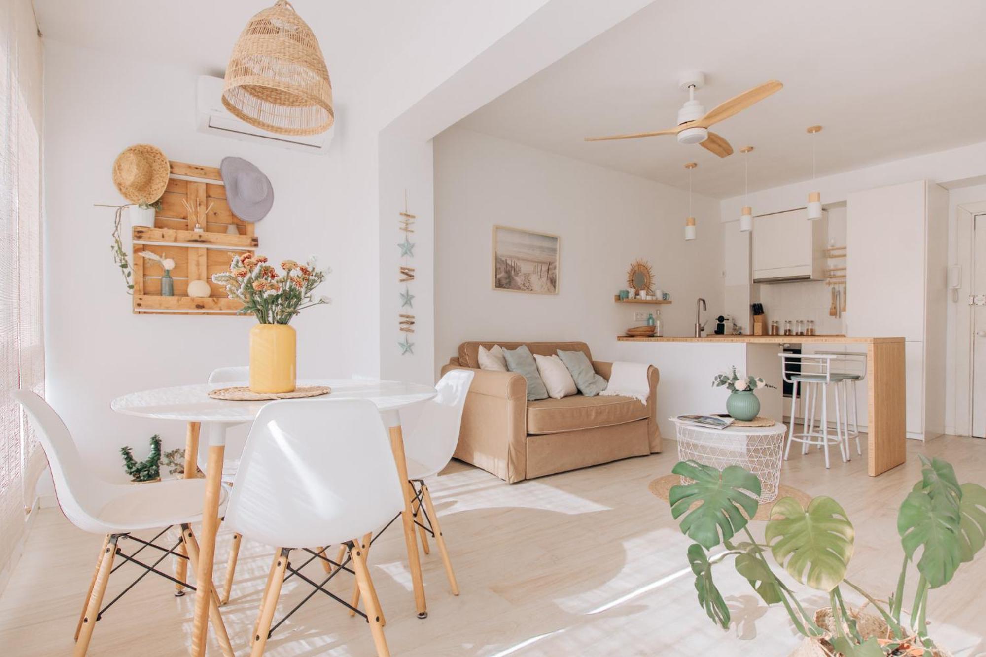 A Estrenar: Piso De Diseño Al Lado Del Mar,